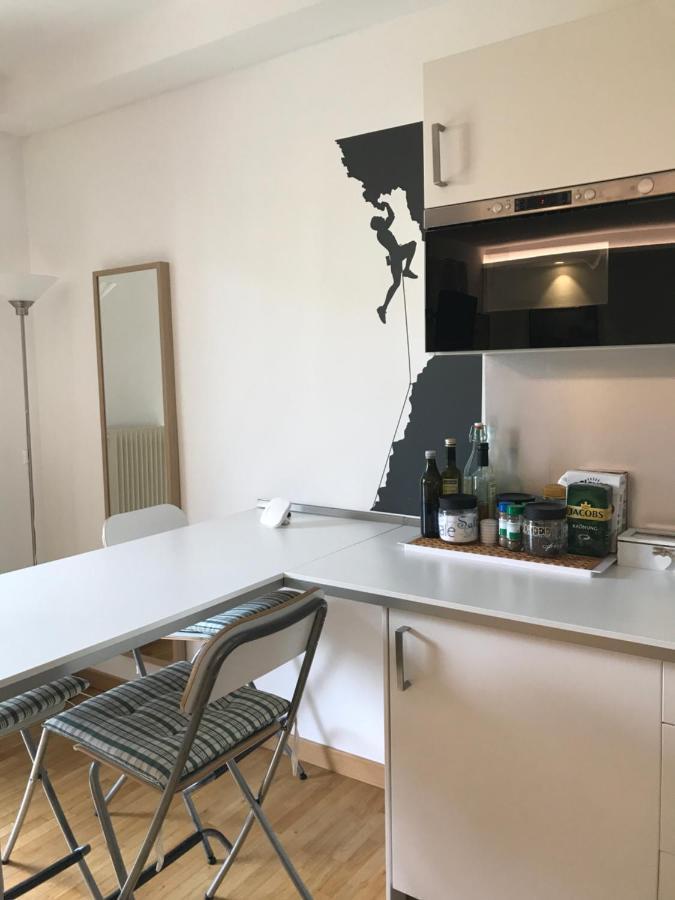 Casa Chiara Apartment Riva del Garda Luaran gambar