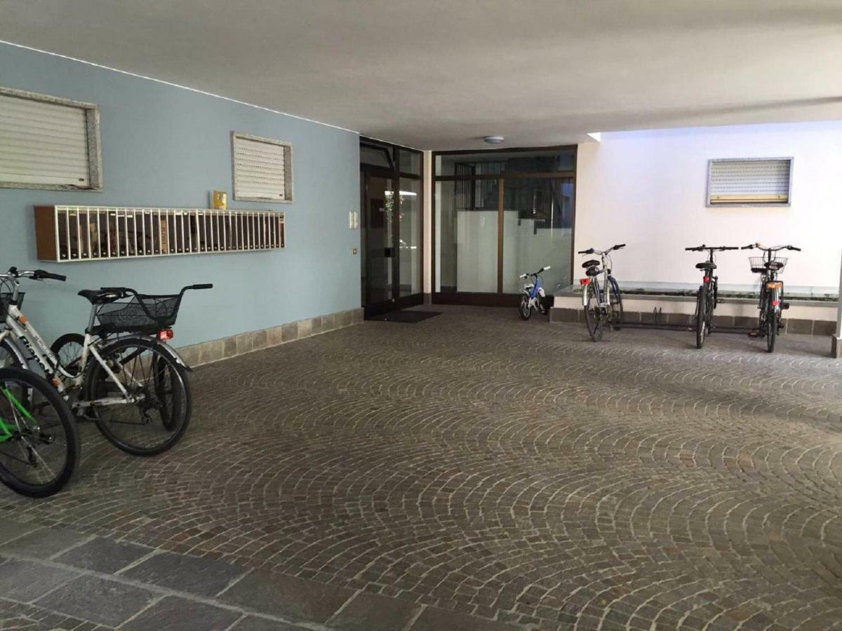 Casa Chiara Apartment Riva del Garda Luaran gambar