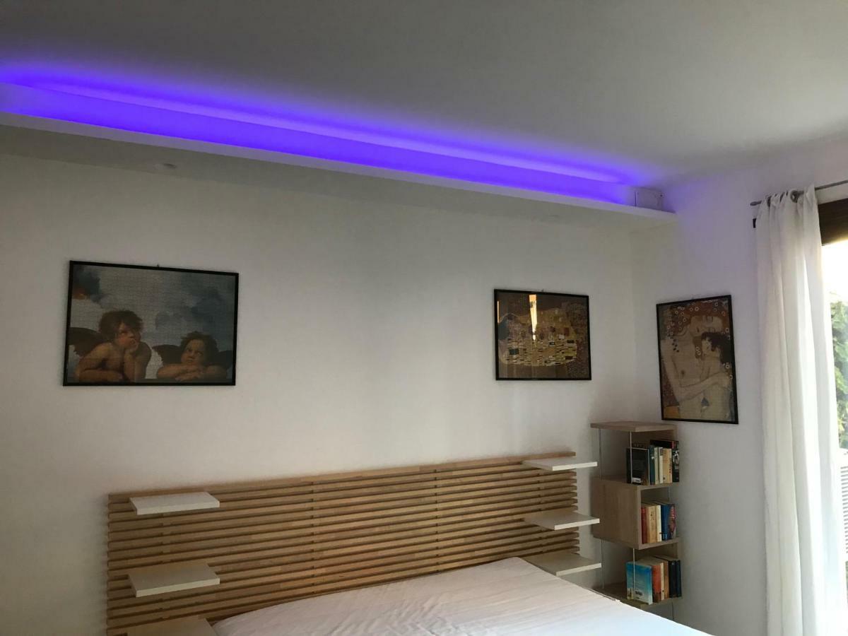 Casa Chiara Apartment Riva del Garda Luaran gambar